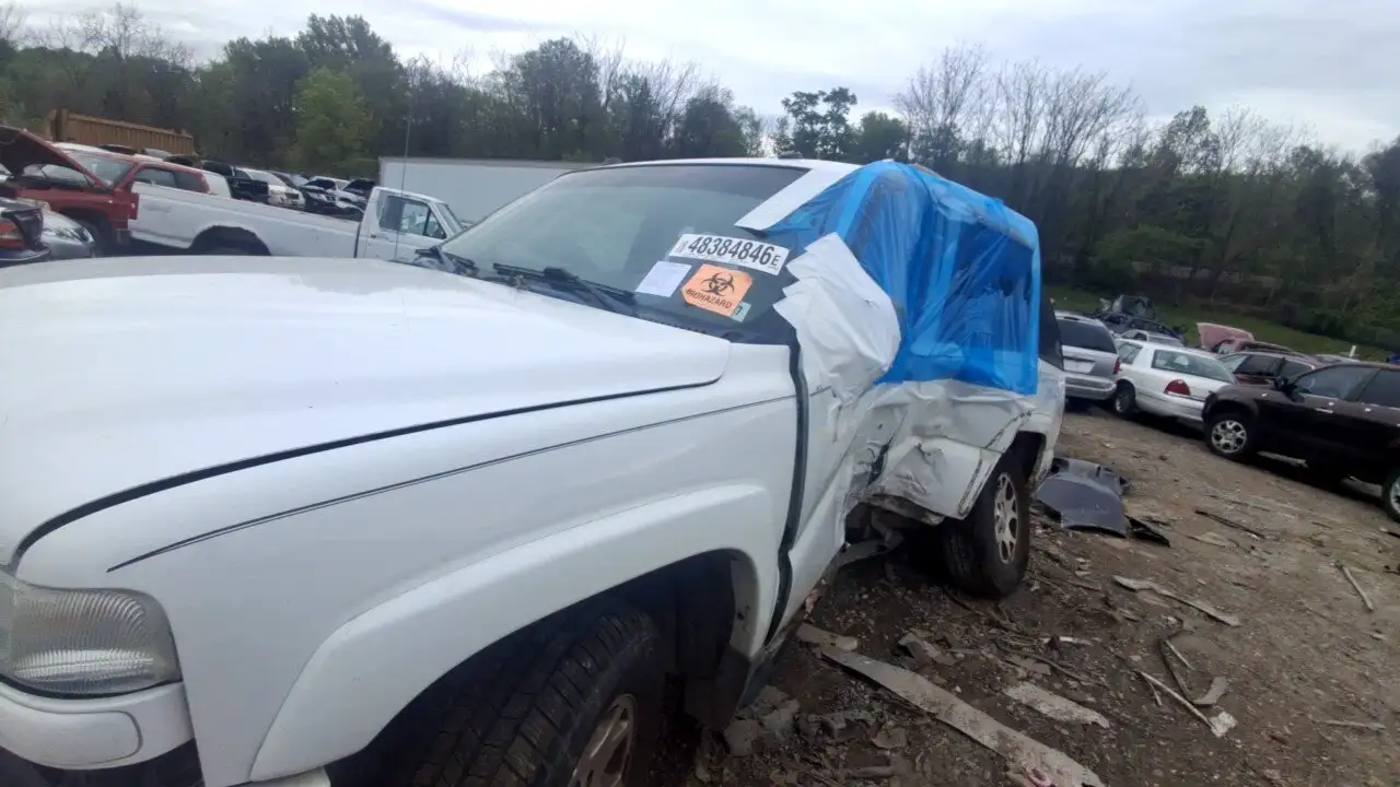 Photo of 2004 Chevrolet Tahoe