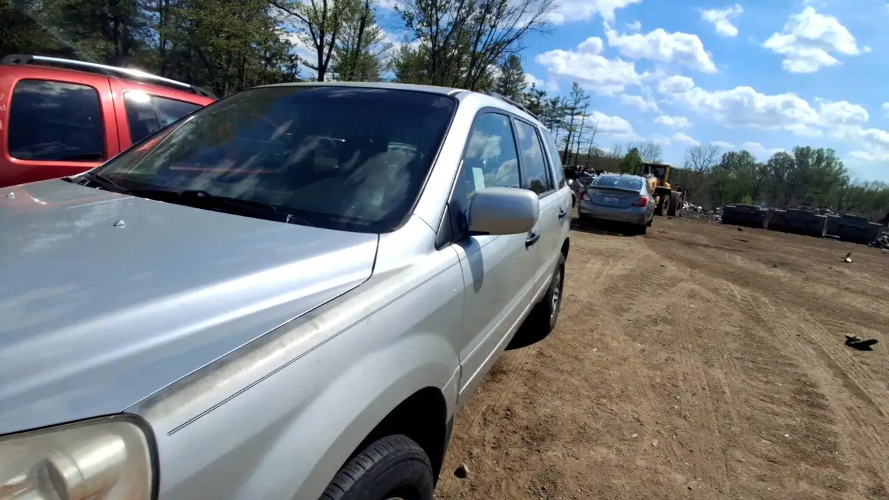 Photo of 2004 Honda Pilot