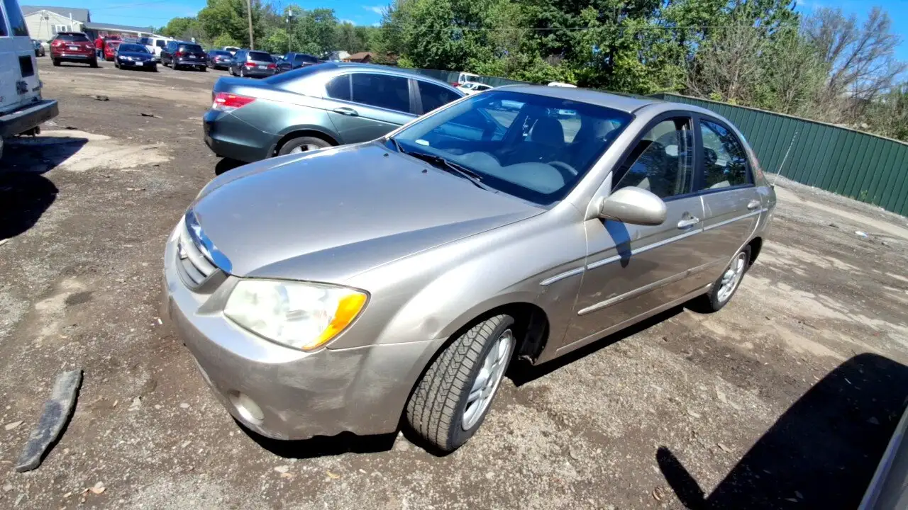 Photo of 2005 Kia Spectra