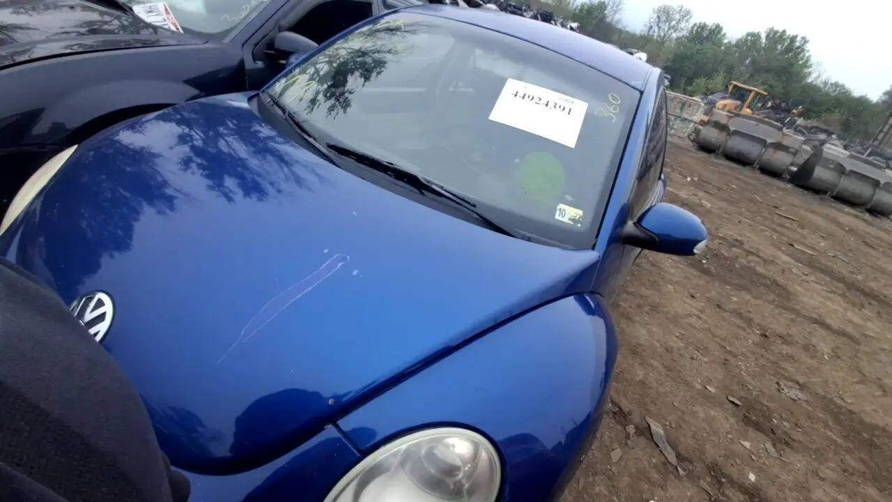 Photo of 2008 Volkswagen Beetle
