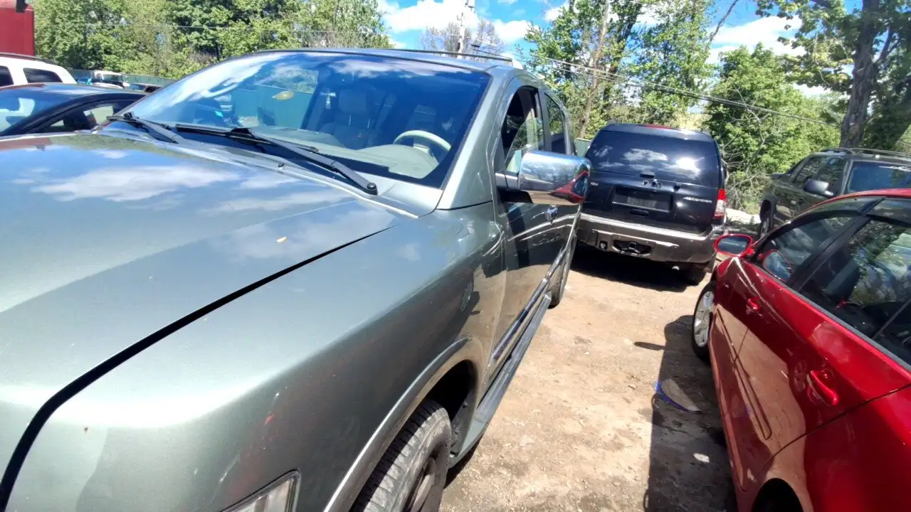 Photo of 2006 Infiniti Qx56