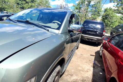 Photo of 2006 Infiniti Qx56