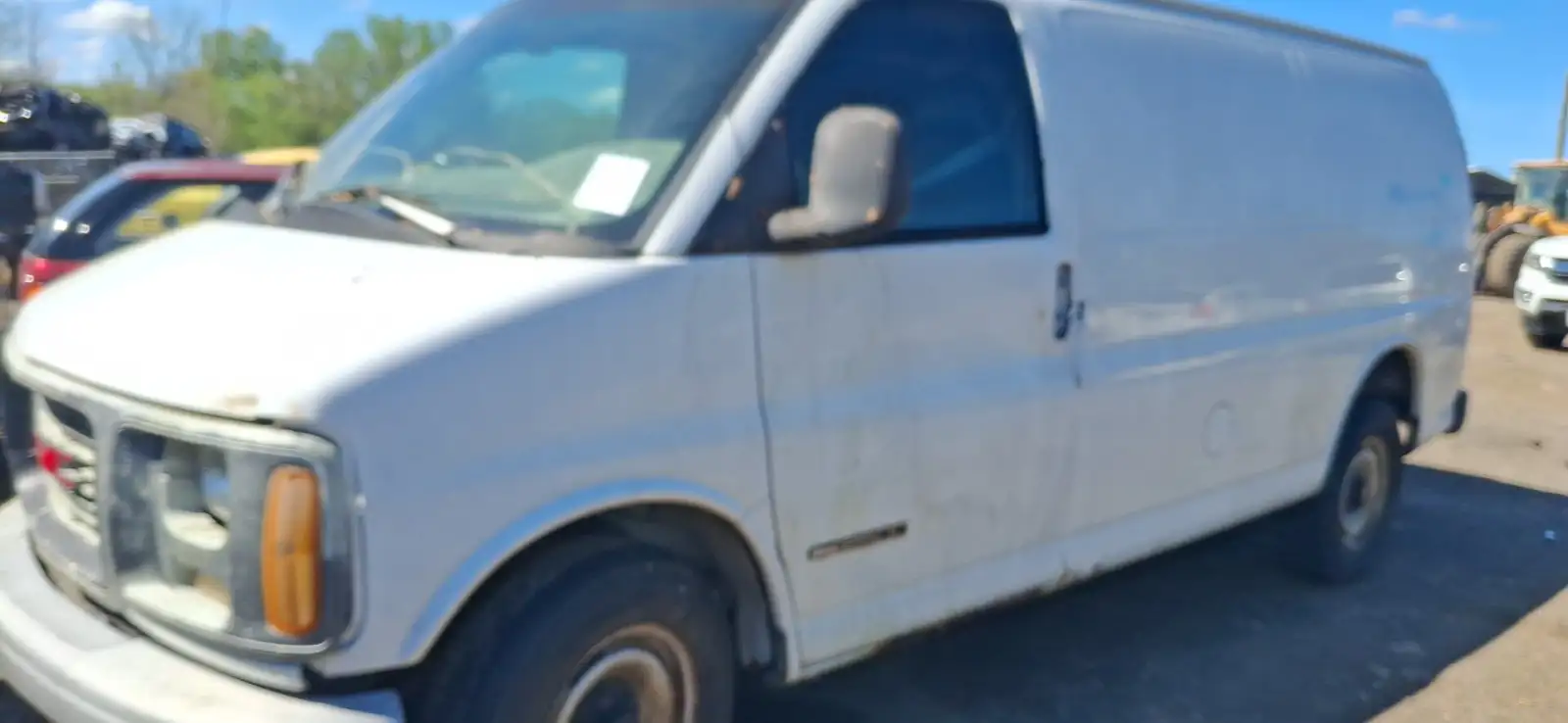 Photo of 1996 Gmc Savana 2500