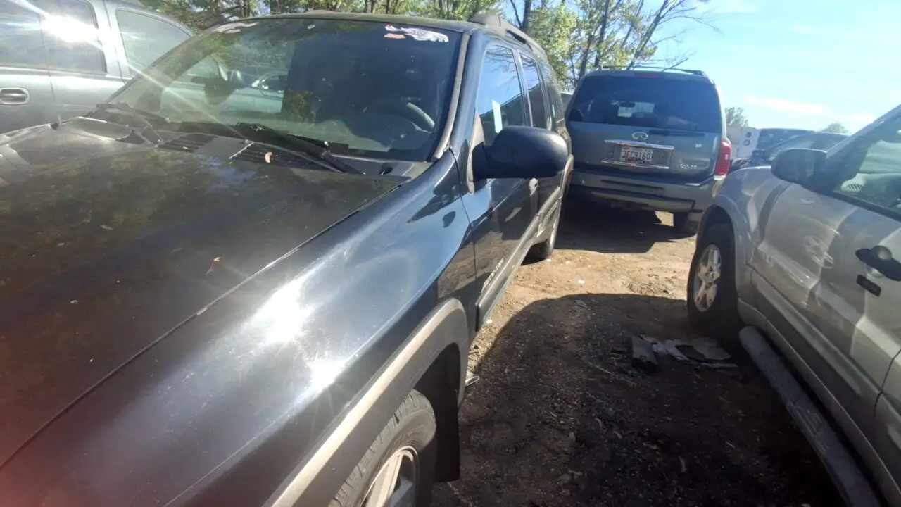 Photo of 2003 Isuzu Ascender