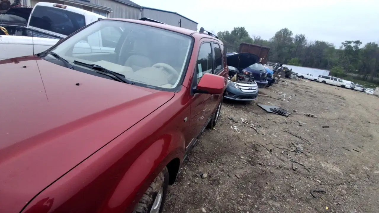 Photo of 2008 Ford Escape