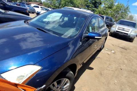 Photo of 2010 Nissan Altima