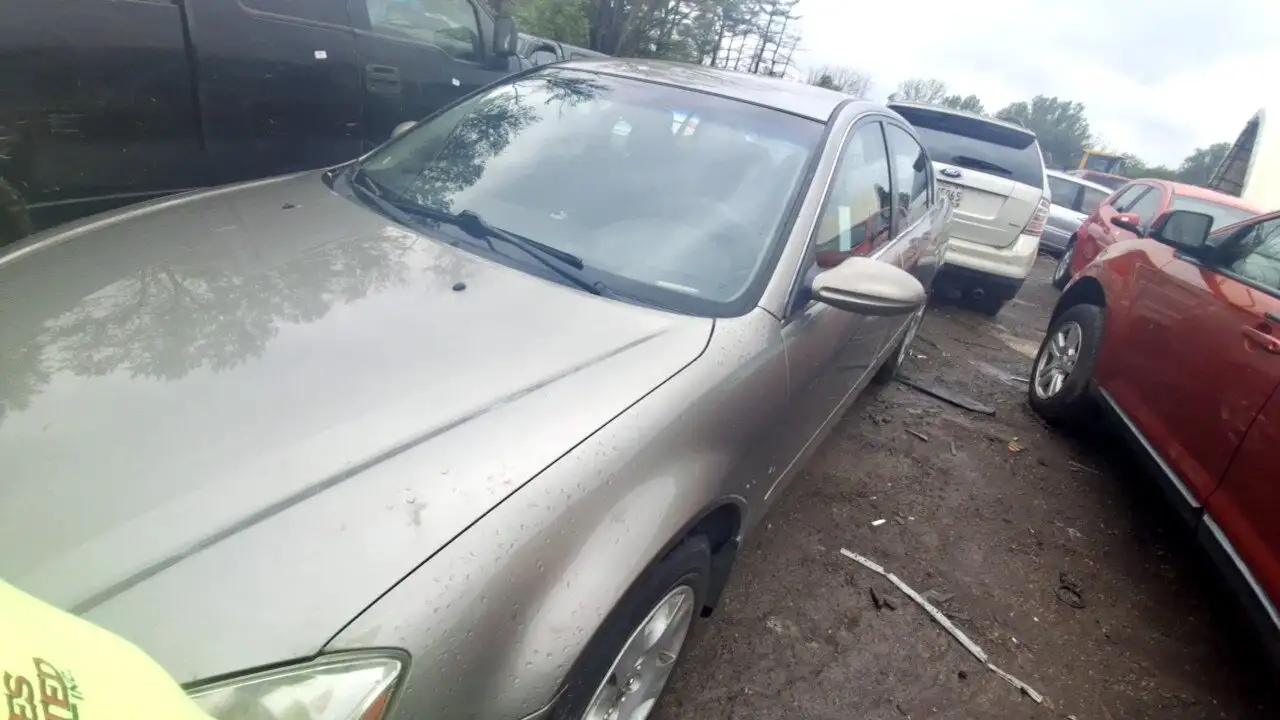 Photo of 2003 Nissan Altima