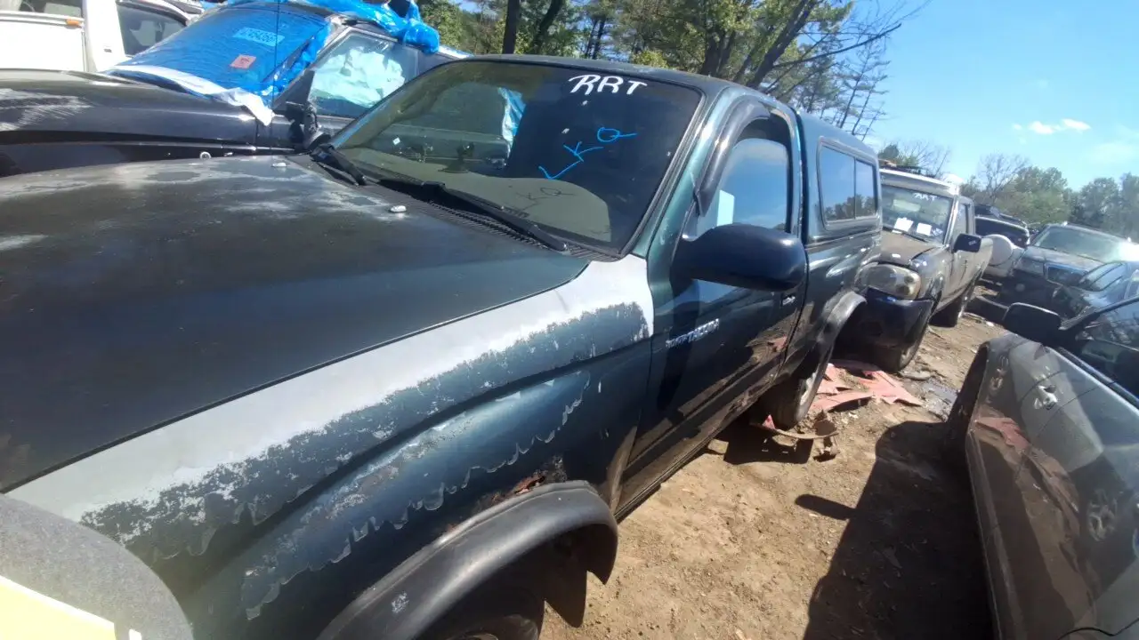 Photo of 2002 Toyota Tacoma