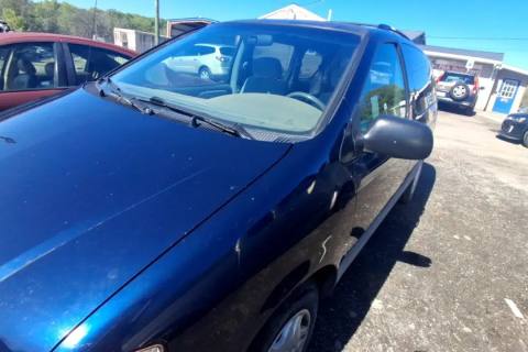 Photo of 2003 Toyota Sienna