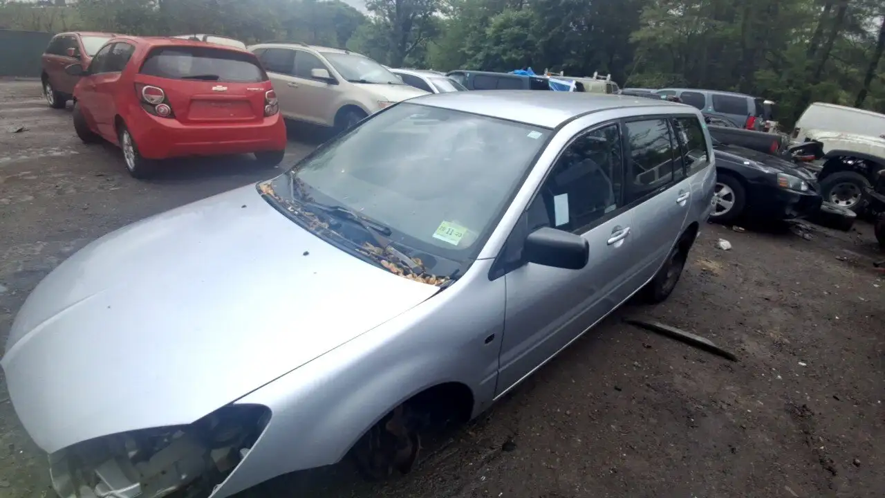 Photo of 2004 Mitsubishi Lancer