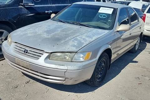 Photo of 1997 Toyota Camry