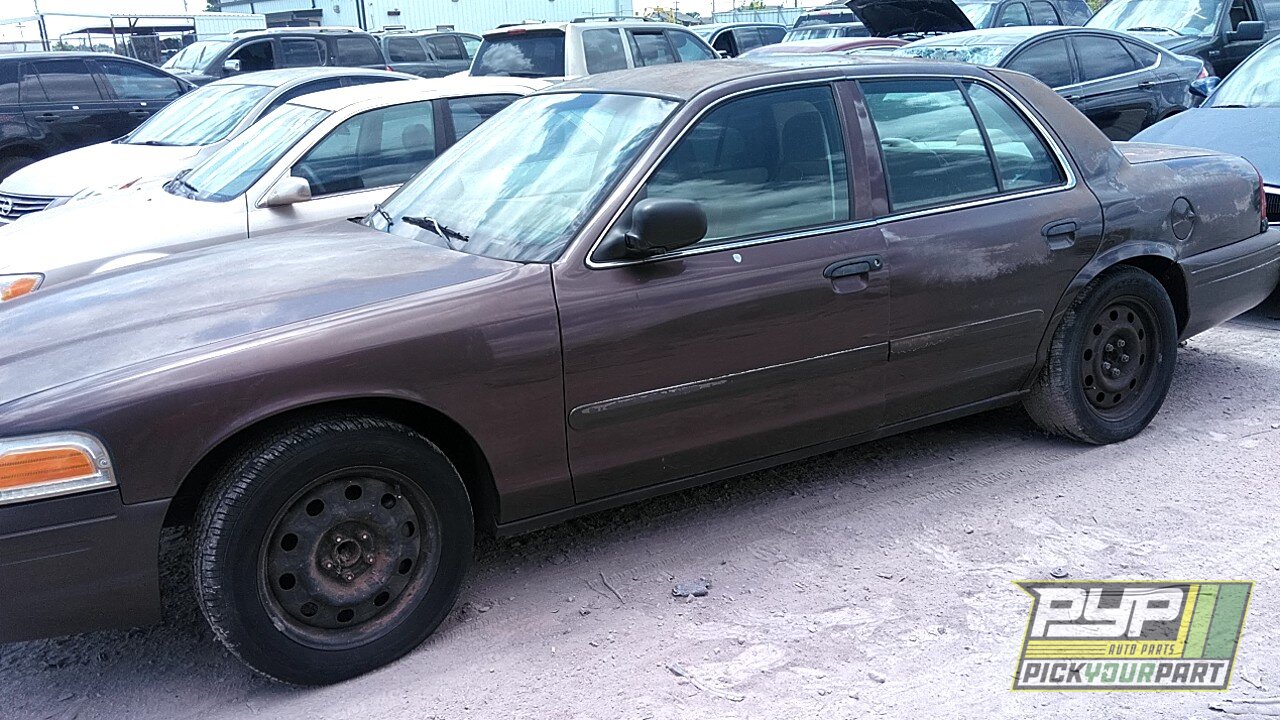 Photo of 2006 Ford Crown Victoria