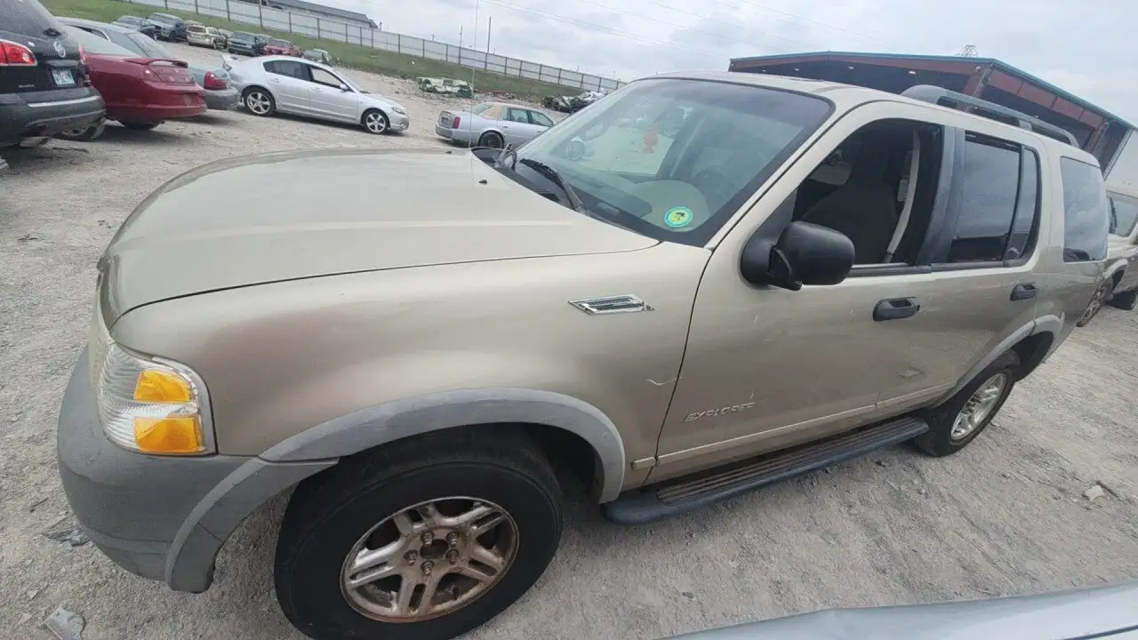 Photo of 2002 Ford Explorer