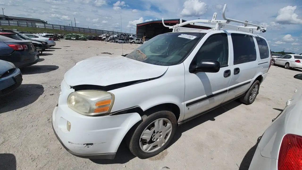 Photo of 2006 Chevrolet Uplander