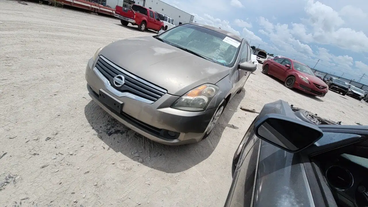 Photo of 2007 Nissan Altima