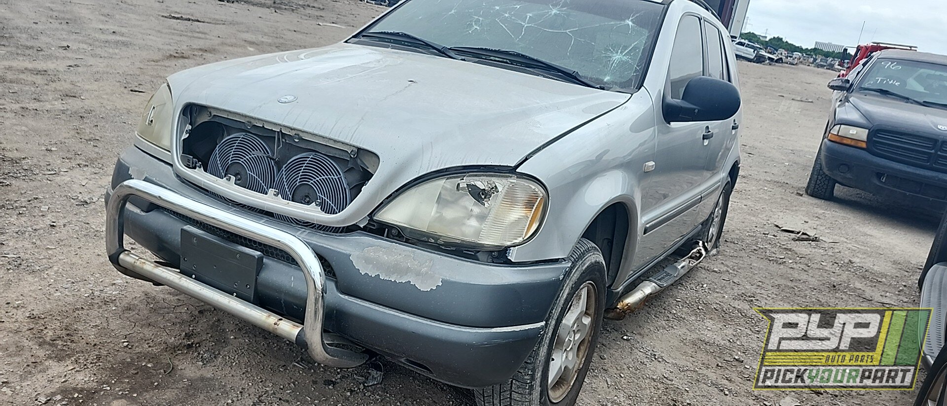 Photo of 1999 Mercedes-Benz Ml320