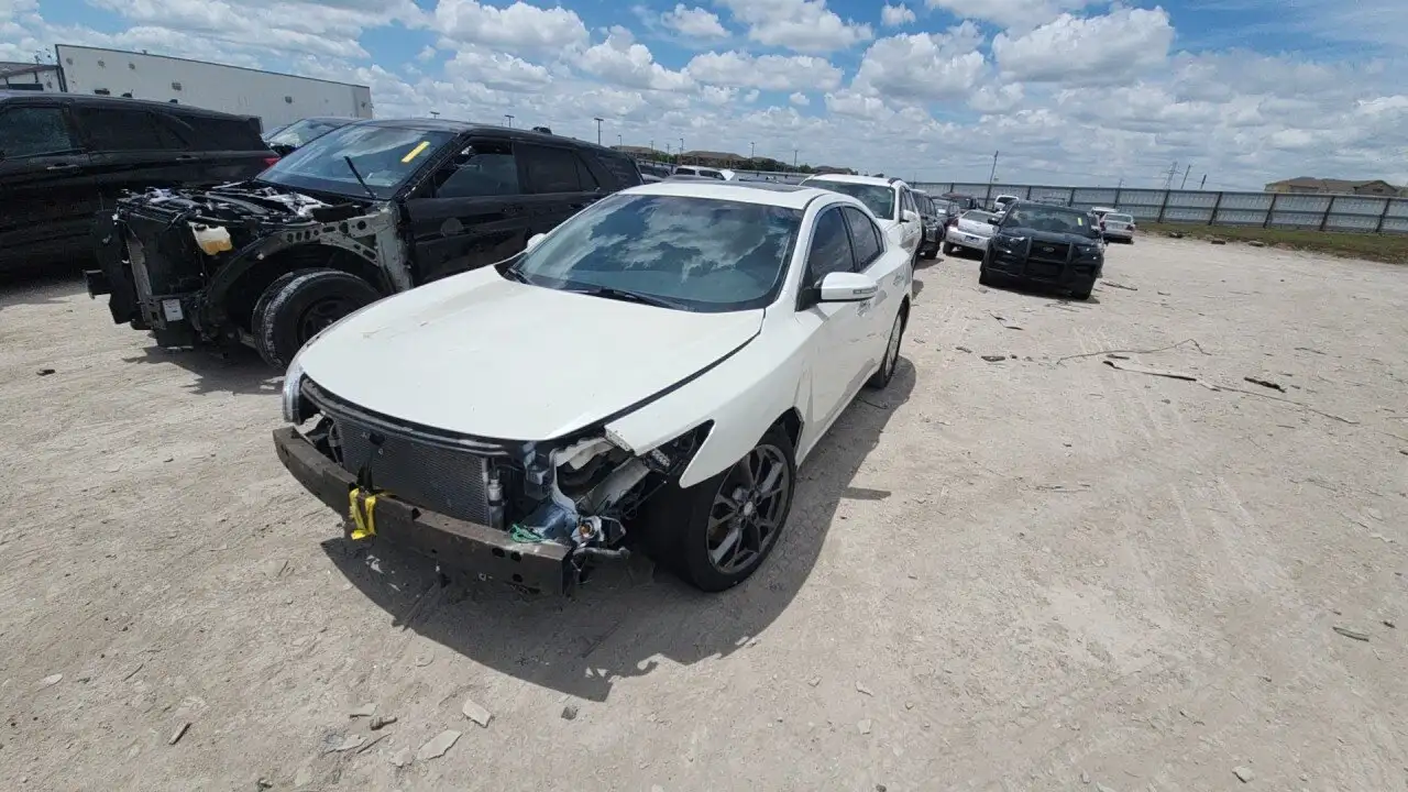 Photo of 2014 Nissan Maxima