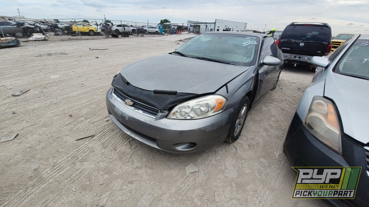 Photo of 2006 Chevrolet Monte Carlo