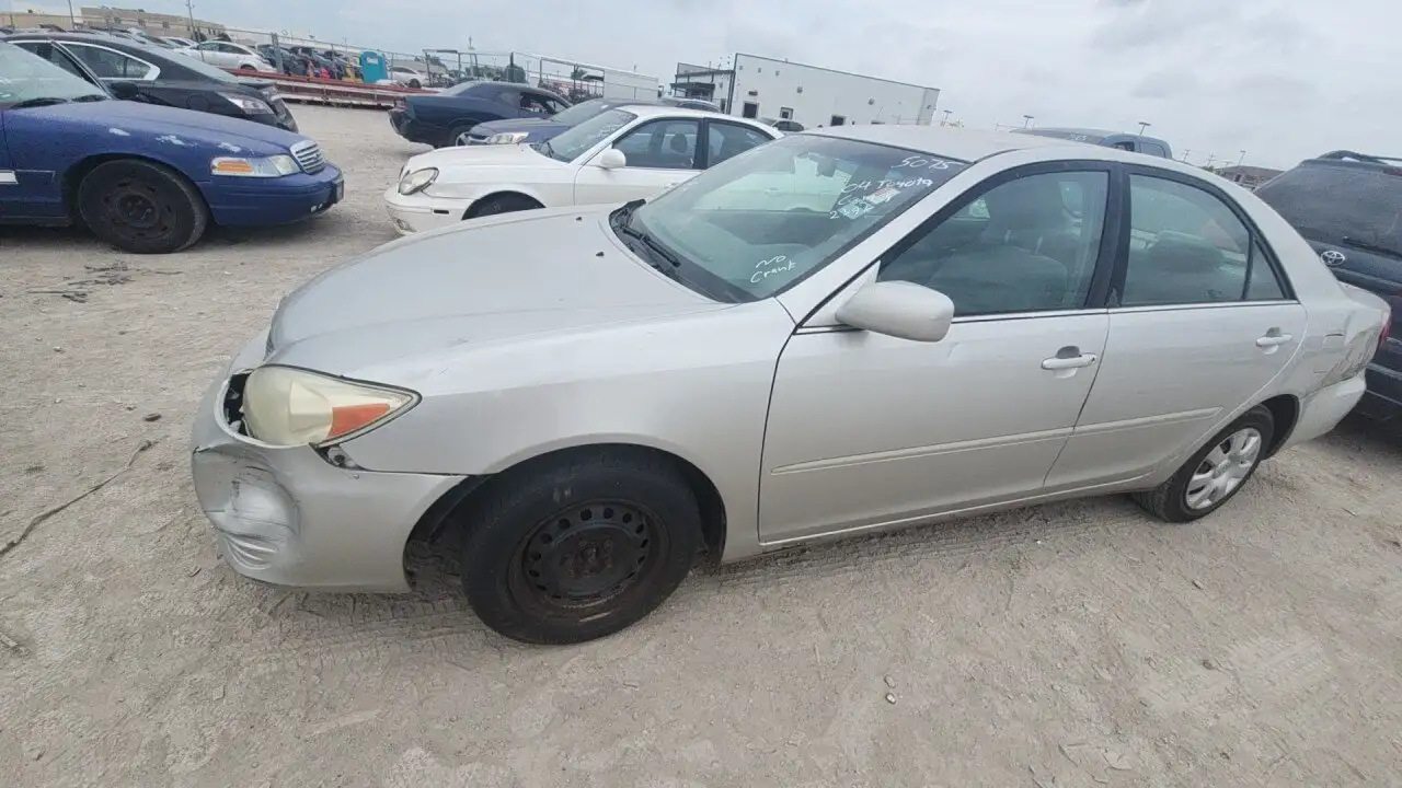 Photo of 2004 Toyota Camry