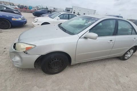 Photo of 2004 Toyota Camry