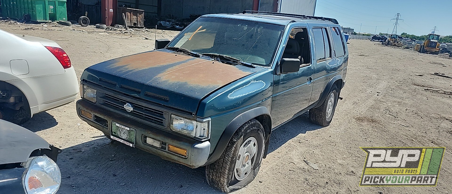 Photo of 1995 Nissan Pathfinder