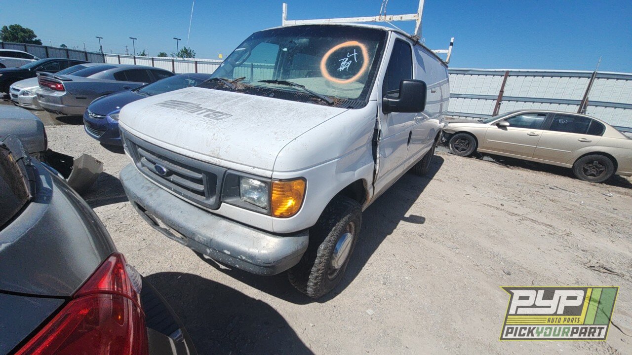 Photo of 2004 Ford E-250