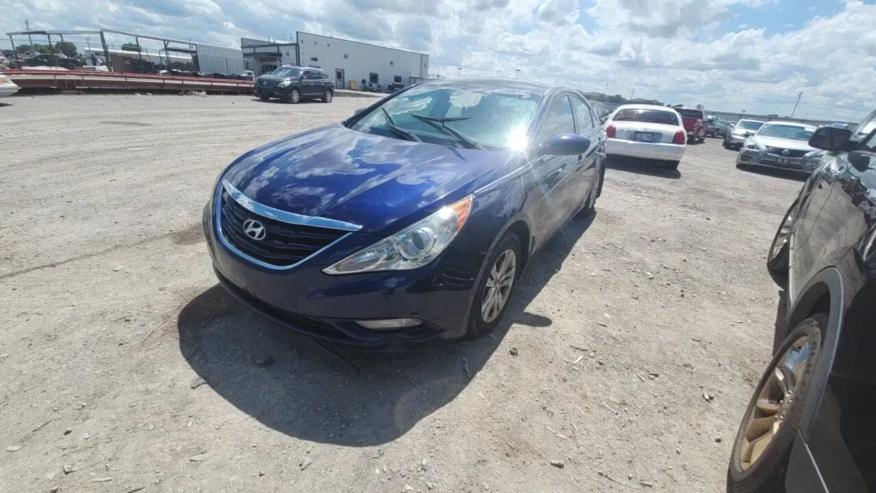 Photo of 2013 Hyundai Sonata