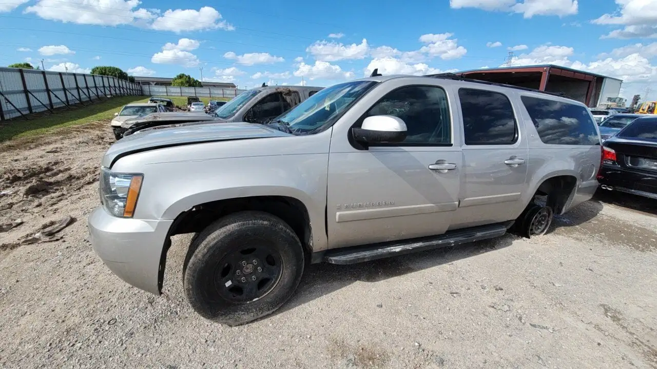 Photo of 2007 Chevrolet Suburban 1500