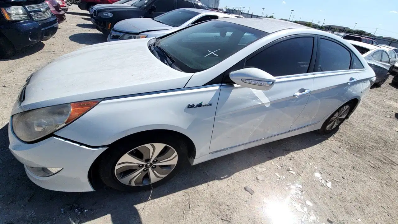 Photo of 2013 Hyundai Sonata