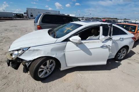 Photo of 2011 Hyundai Sonata