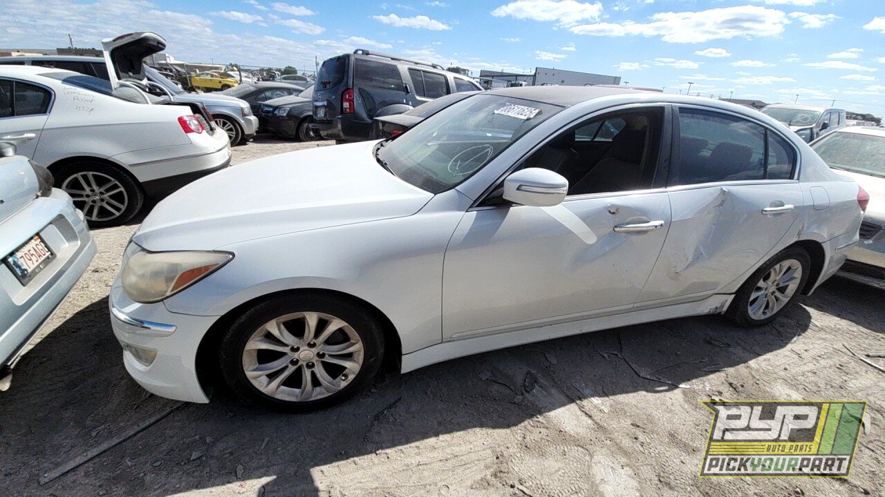 Photo of 2013 Hyundai Genesis