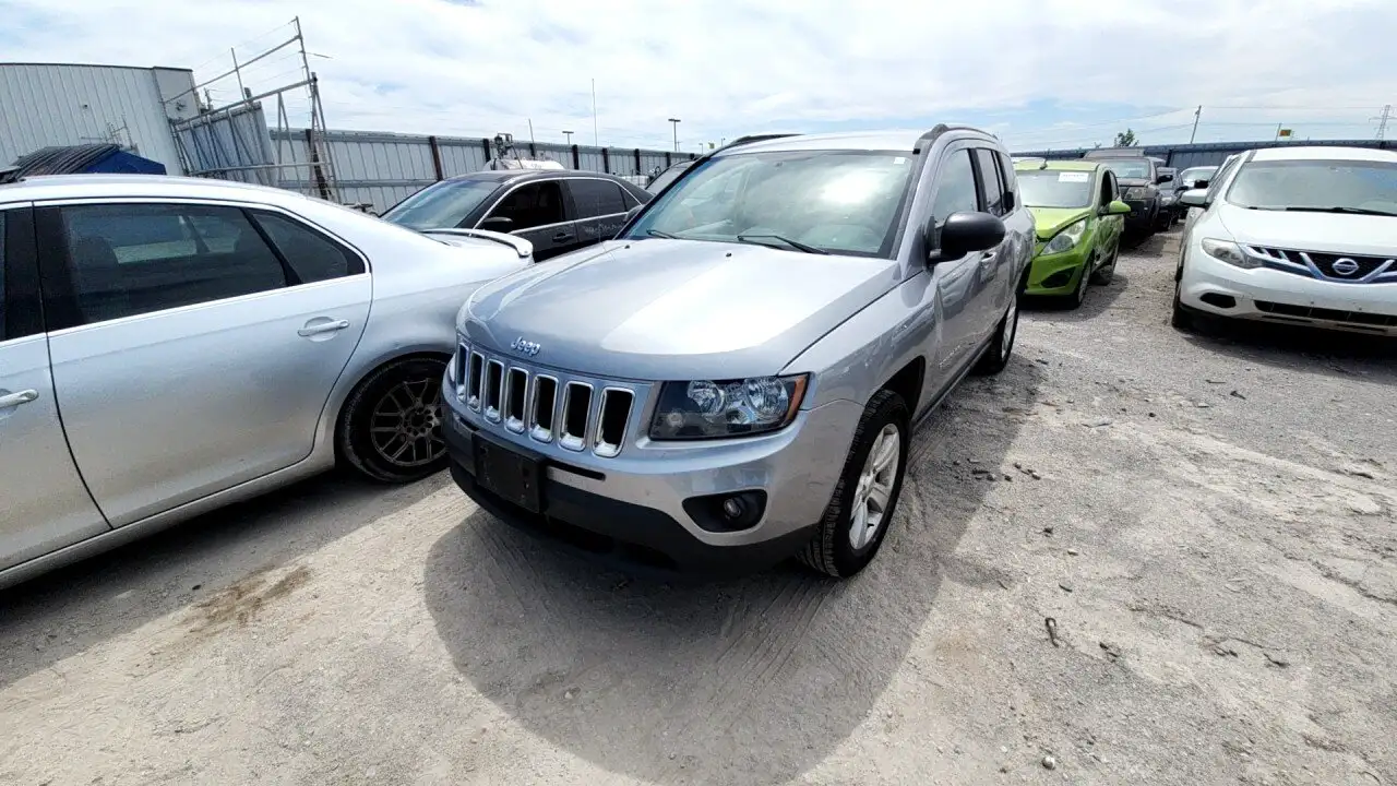 Photo of 2016 Jeep Compass