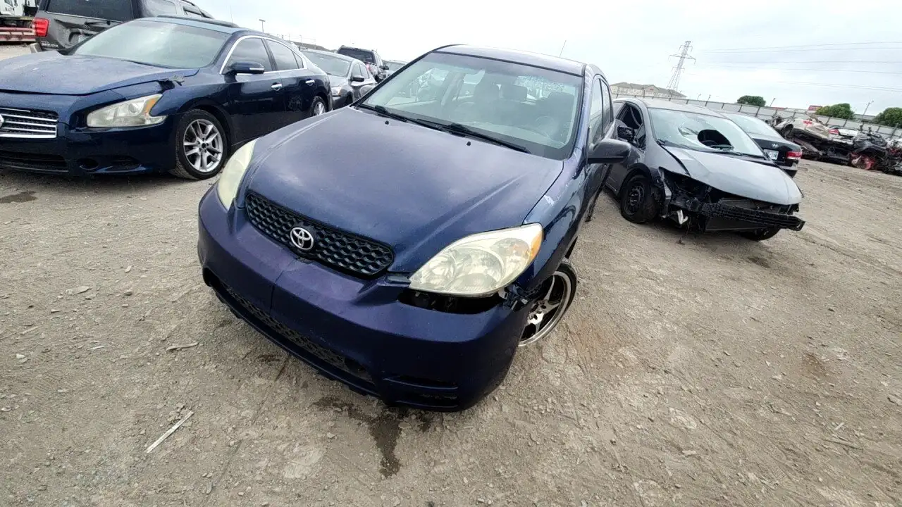 Photo of 2004 Toyota Matrix
