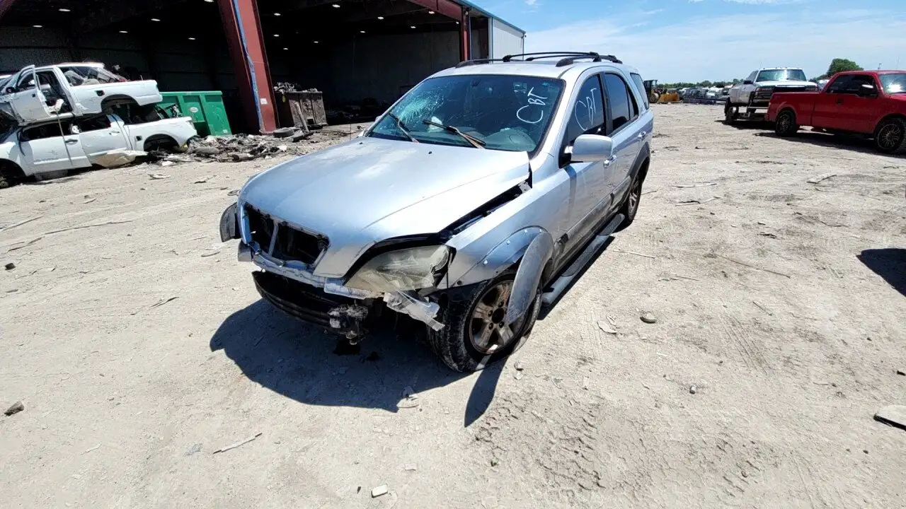 Photo of 2004 Kia Sorento