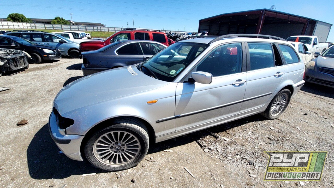 Photo of 2003 Bmw 325Xi