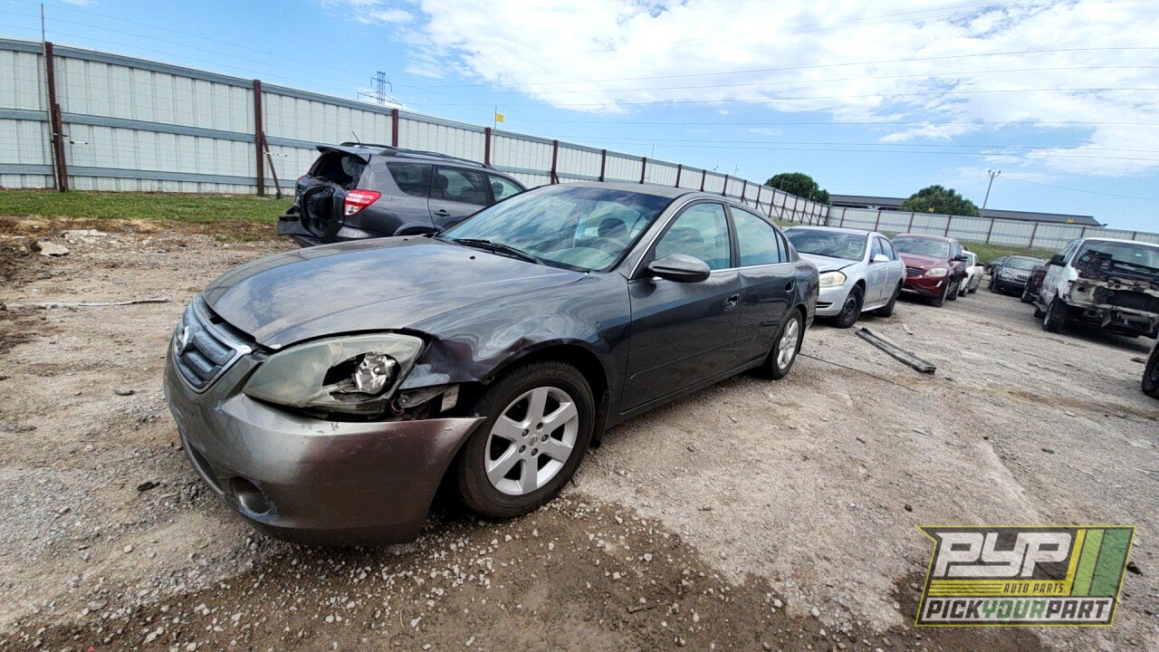 Photo of 2004 Nissan Altima