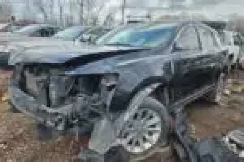 Photo of 2014 Lincoln Mkt
