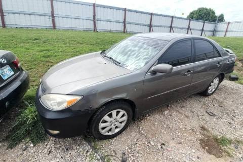 Photo of 2004 Toyota Camry