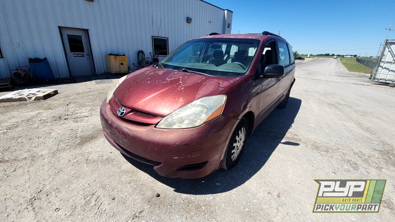 Photo of 2006 Toyota Sienna