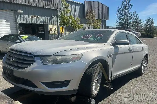 Photo of 2013 Ford Taurus