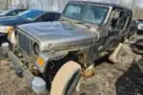 Photo of 2004 Jeep Wrangler