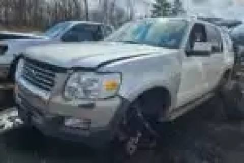 Photo of 2010 Ford Explorer