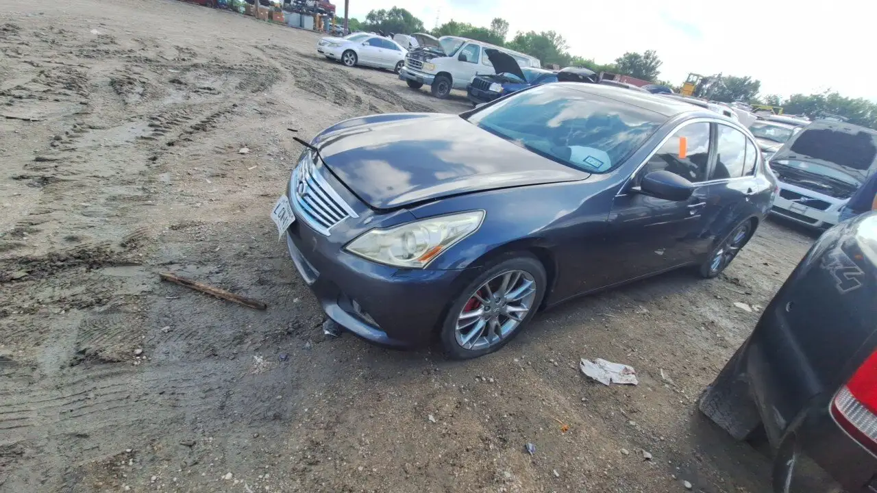 Photo of 2012 Infiniti G37