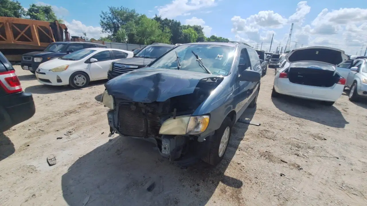 Photo of 2002 Toyota Sienna