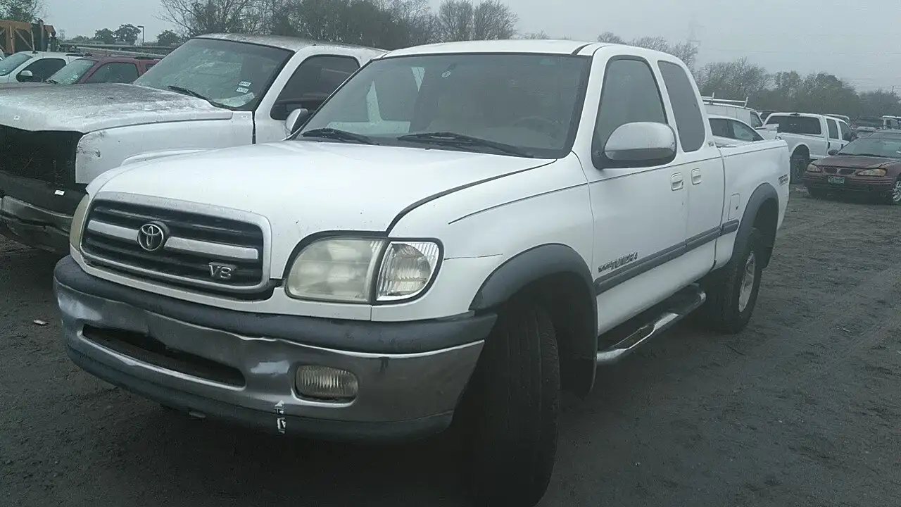 Photo of 2001 Toyota Tundra
