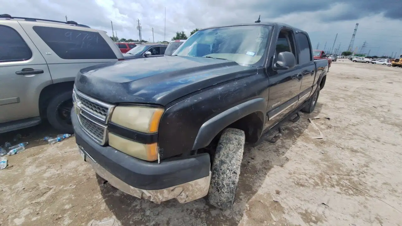 Photo of 2005 Chevrolet Silverado 2500 Hd