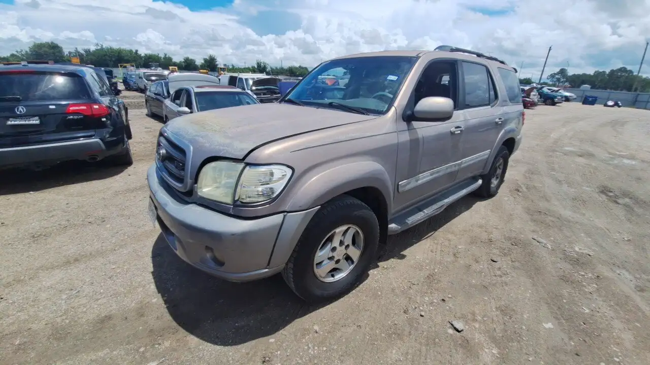 Photo of 2002 Toyota Sequoia
