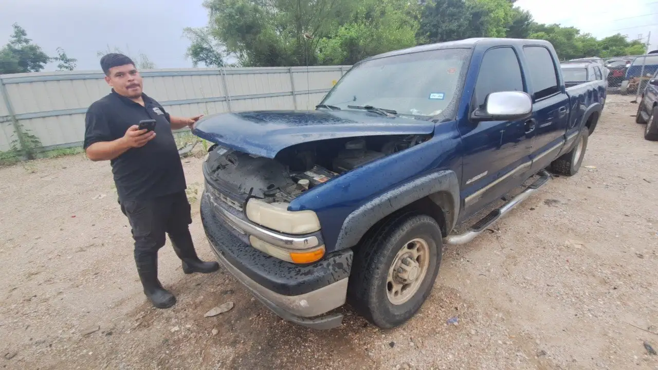 Photo of 2002 Chevrolet Silverado 1500 Hd