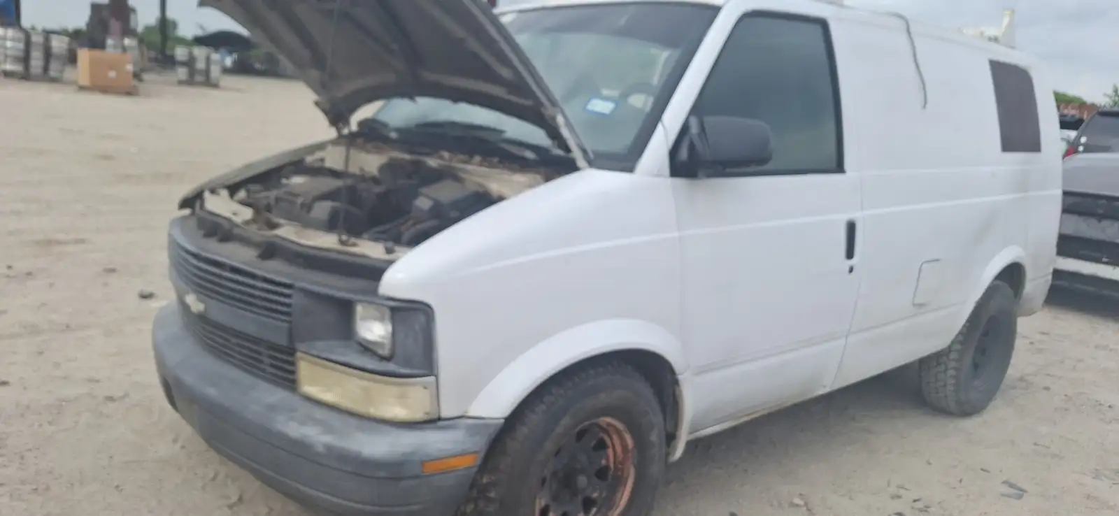 Photo of 1997 Chevrolet Astro