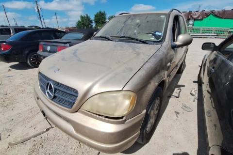 Photo of 2001 Mercedes-Benz Ml430